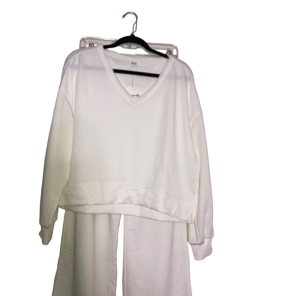 2 Piece Set Caracilia White Lounge Jogging Suit  Size Large -NWT Rich Mom Vibes - Picture 10 of 10